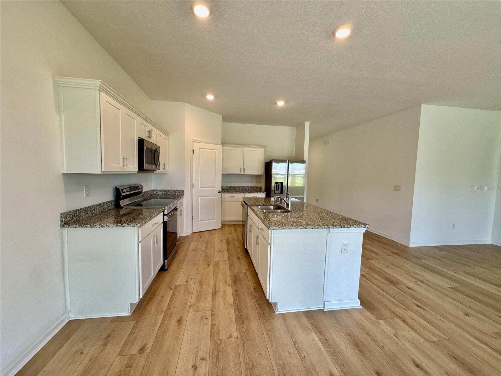 35657 Buttonweed Trl Property Photo 42