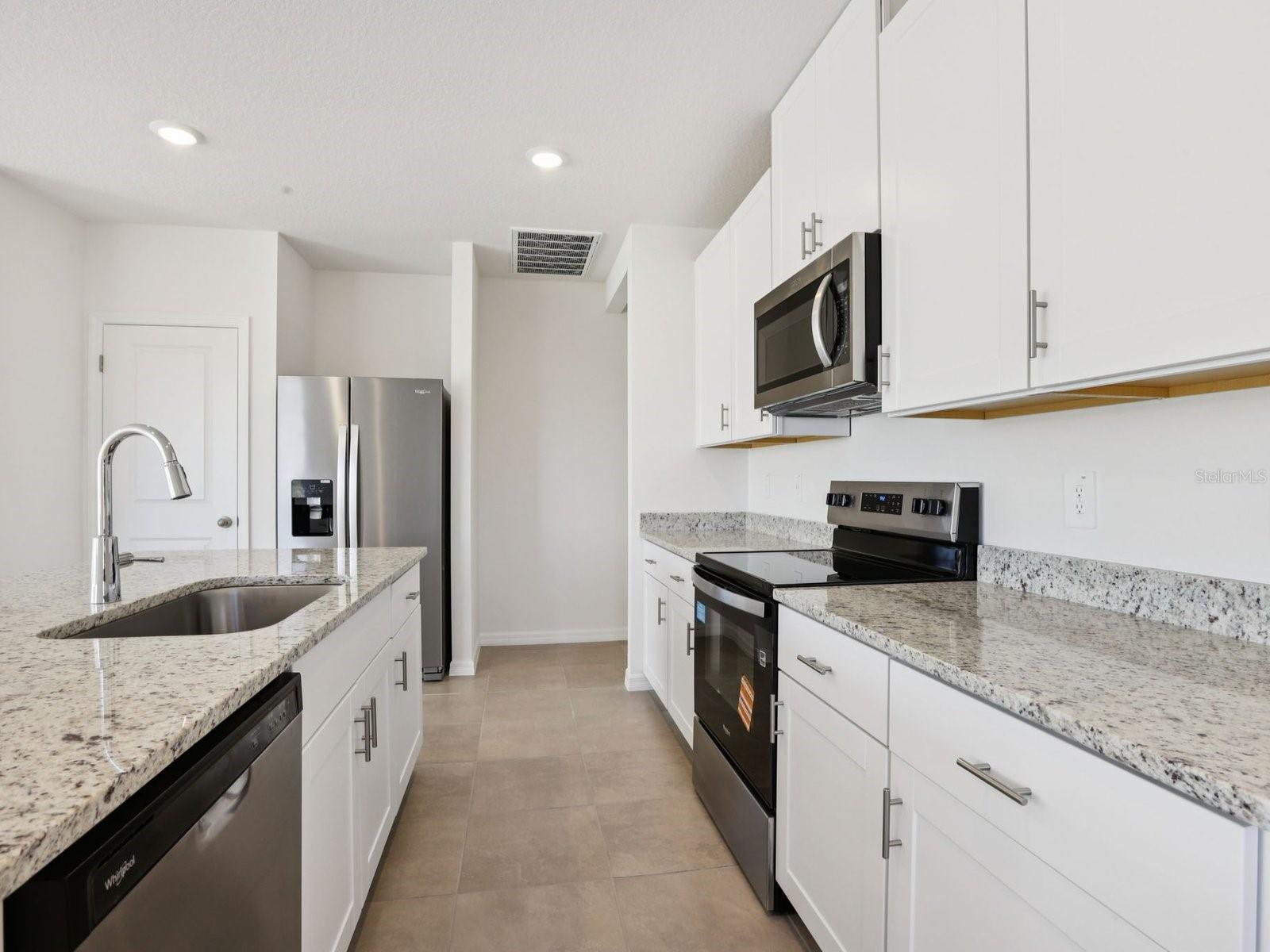 11337 Bellewood Ter Property Photo 7