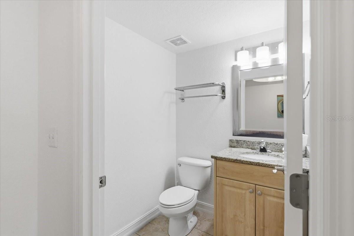 TB8485828 Property Photo 15