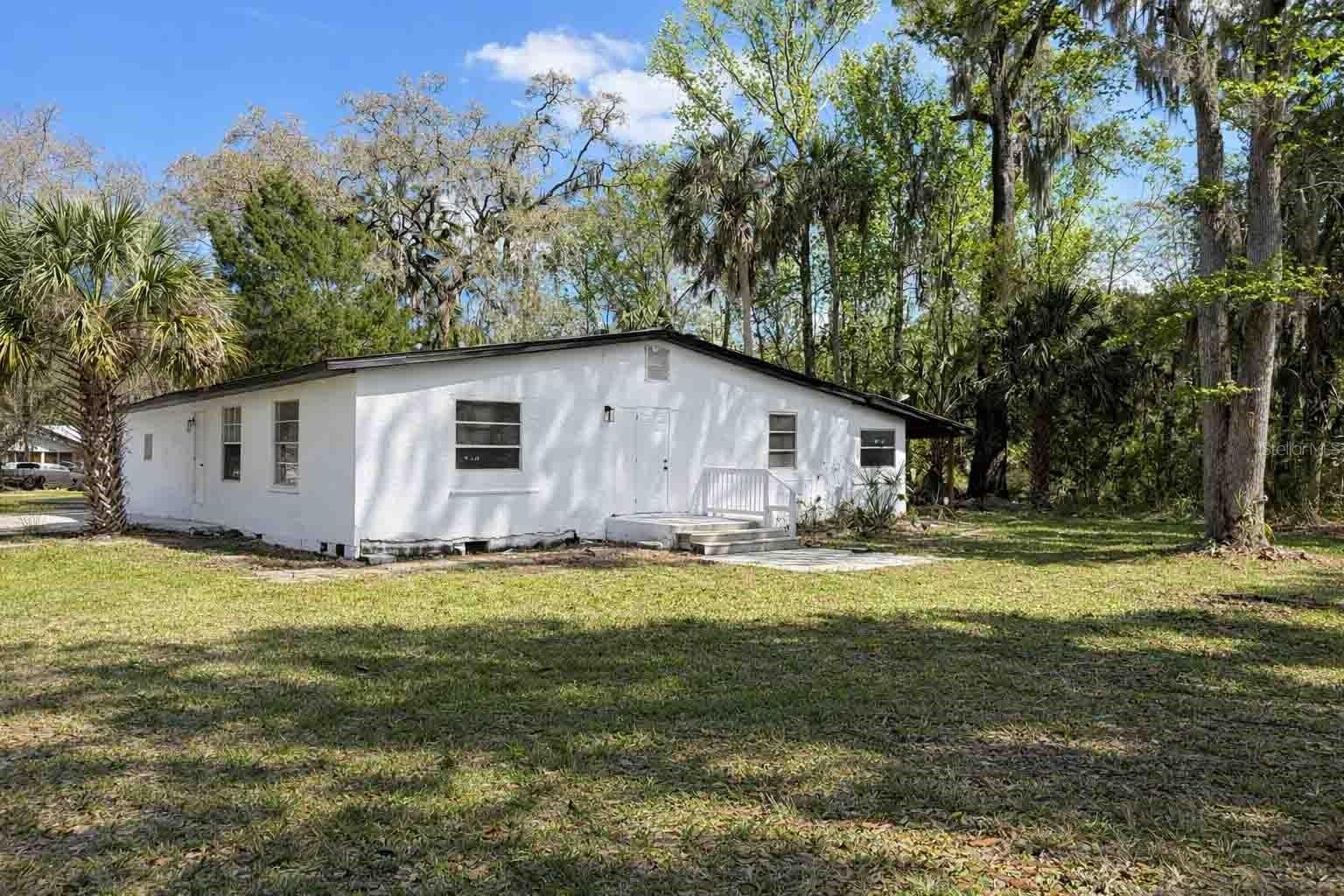 502 Nw Crystal St Property Photo 16