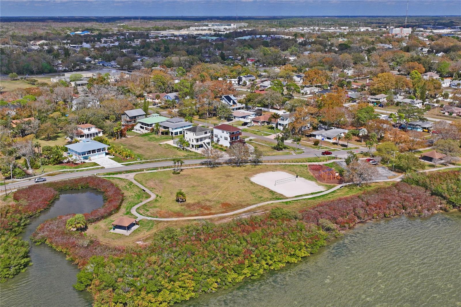 402 Shore Dr W Property Photo 49