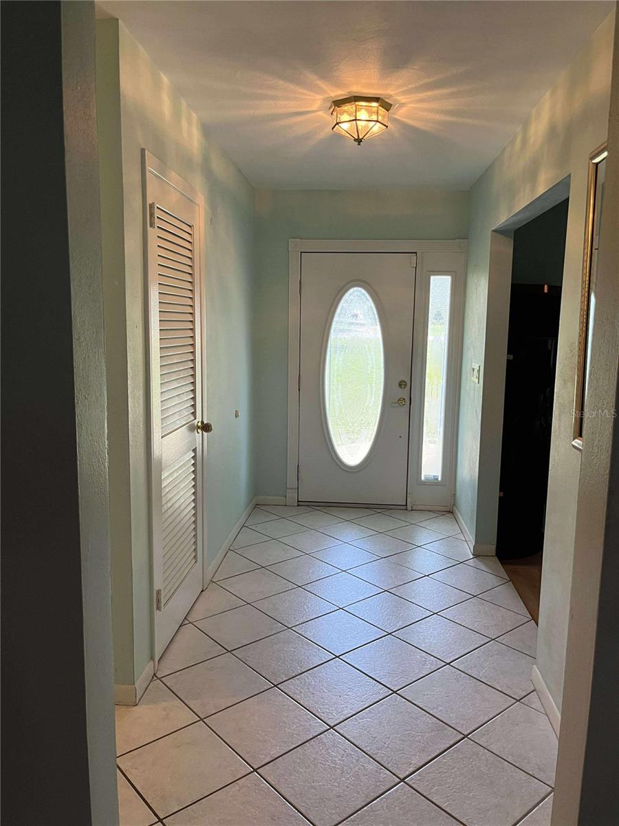 608 Knowles Rd Property Photo 3