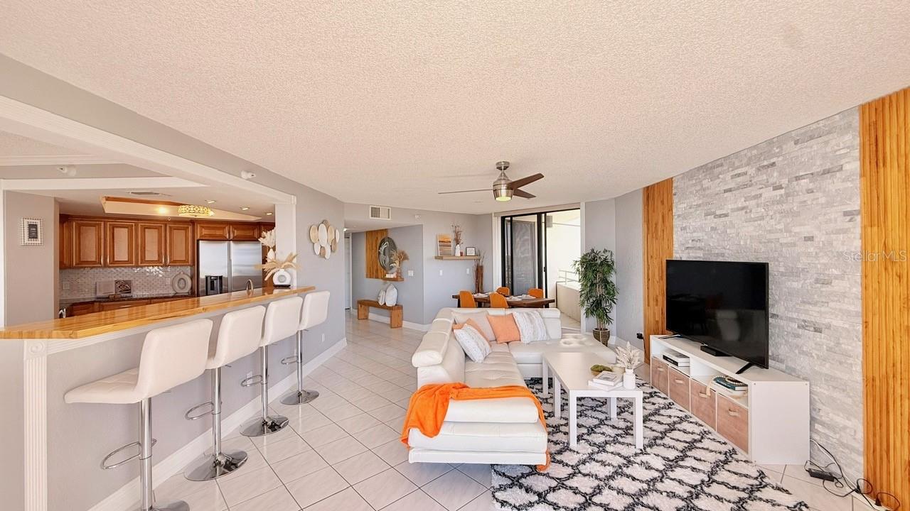 5940 Pelican Bay Plz S #1105 Property Photo 17