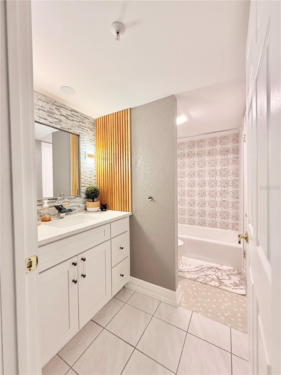 5940 Pelican Bay Plz S #1105 Property Photo 38