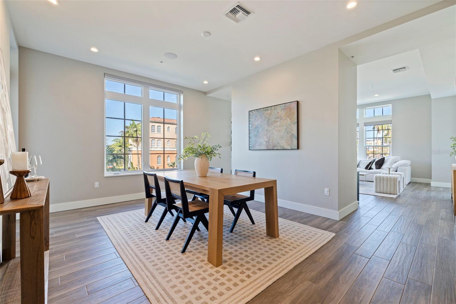 91 Davis Blvd #201 Property Photo 16