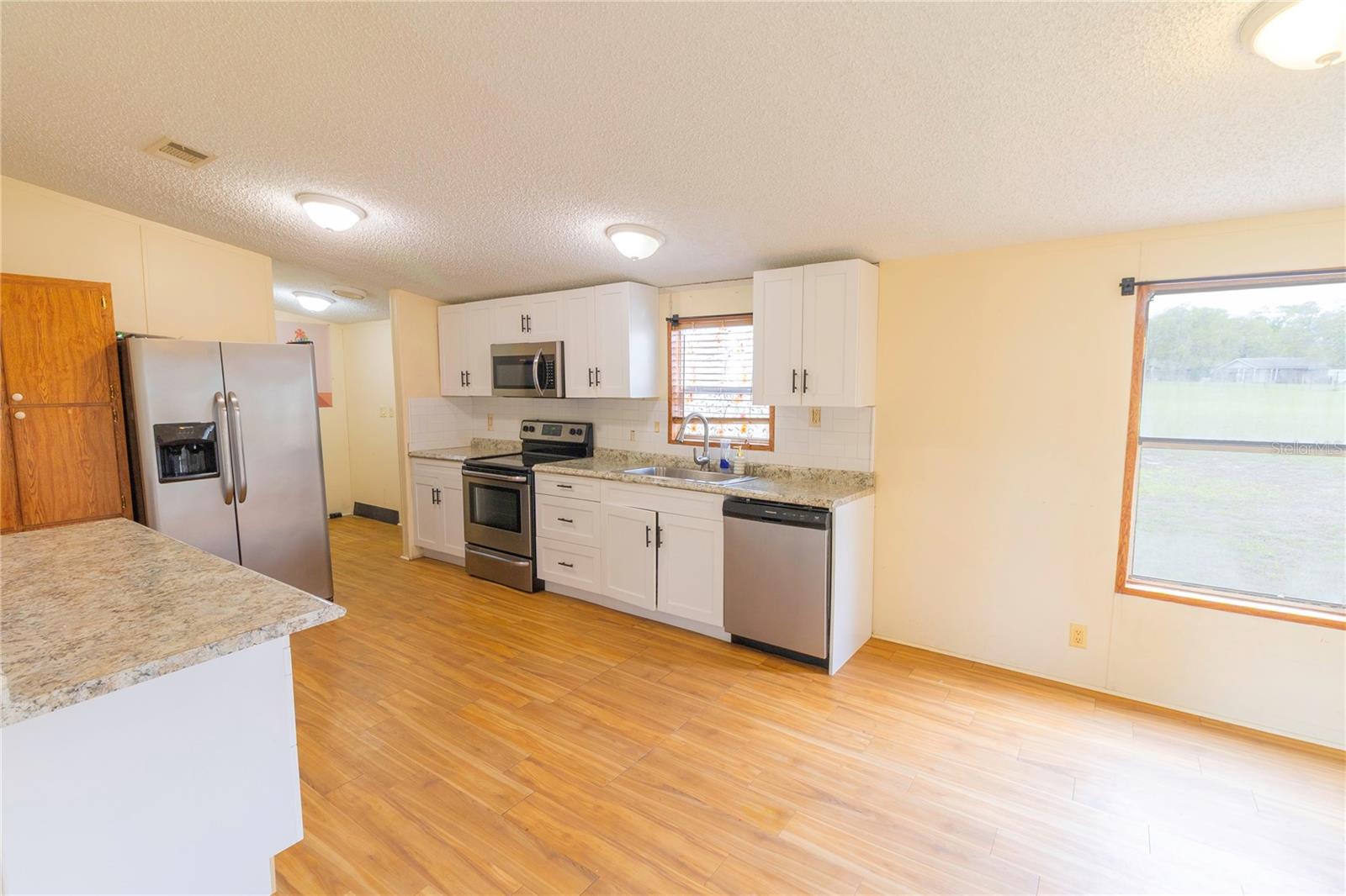 4306 Tevalo Dr Property Photo 7
