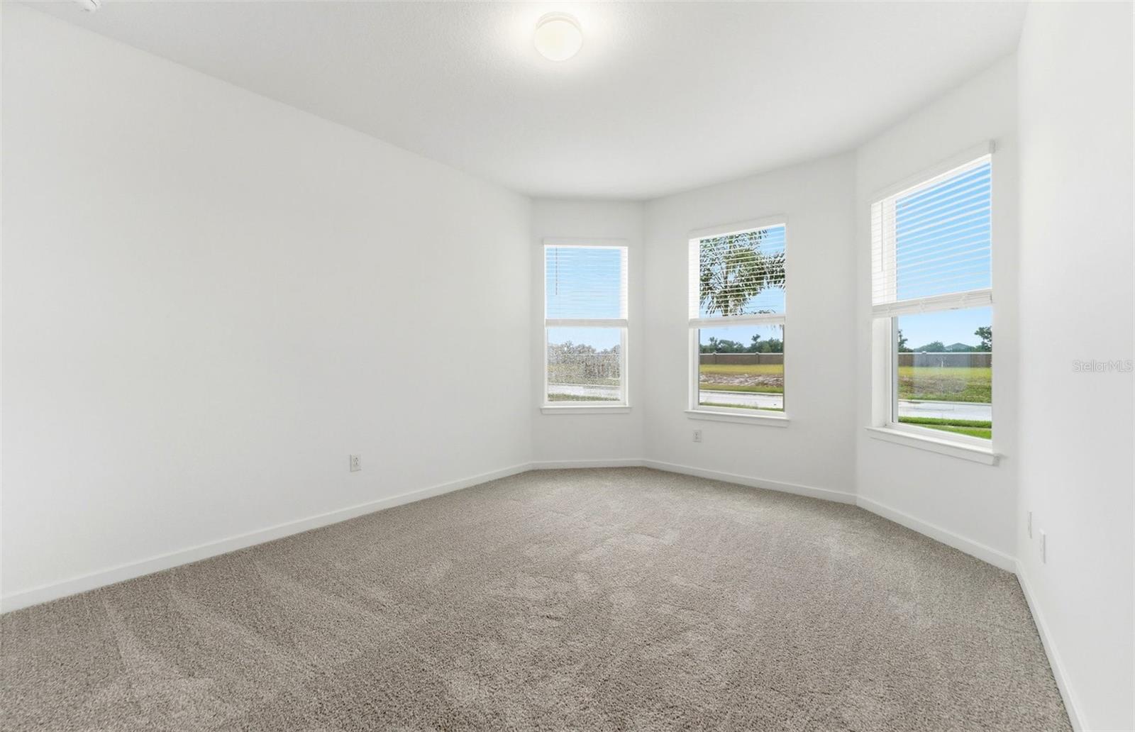 10005 Johnson Oaks Gln Property Photo 12