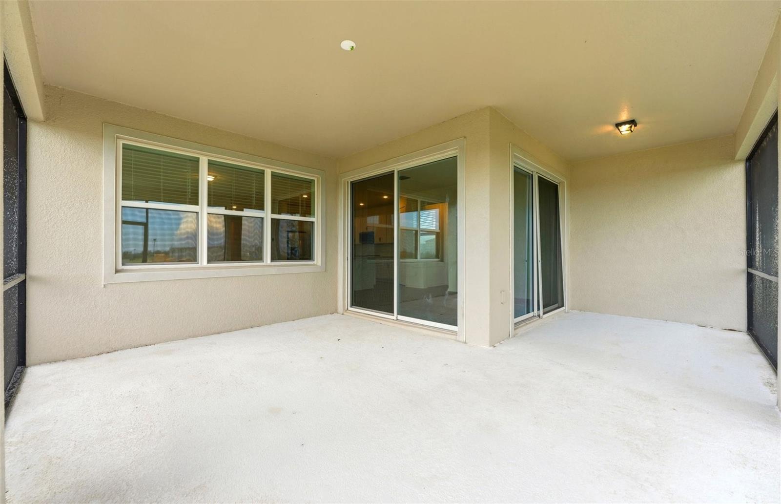 10005 Johnson Oaks Gln Property Photo 18