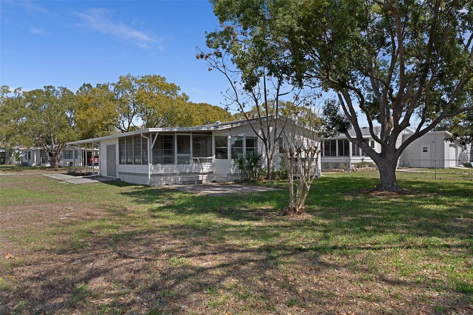 7482 Dinsmore St Property Photo 33