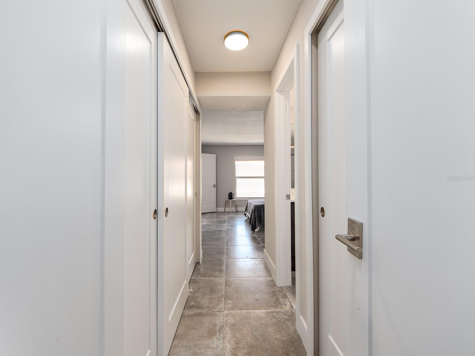 105 Island Way #143 Property Photo 13