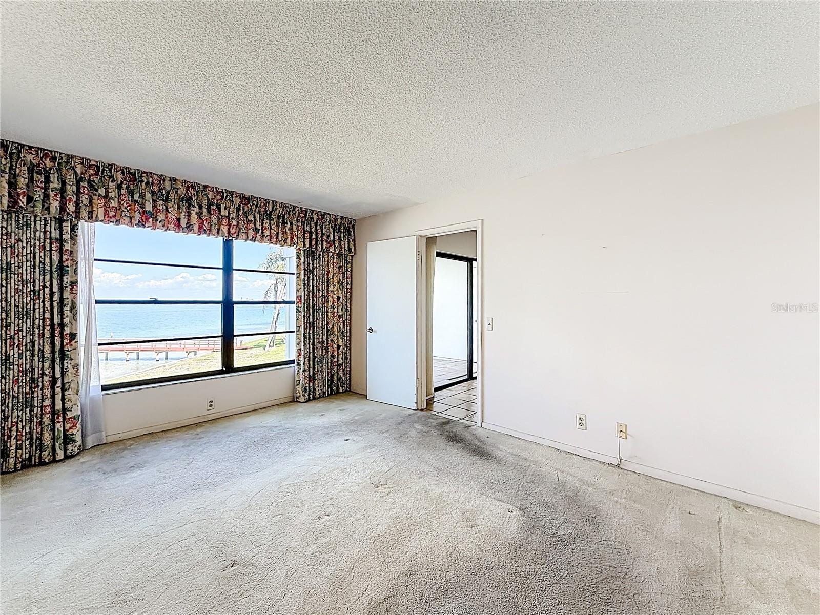 6211 Sun Blvd #211 Property Photo 11