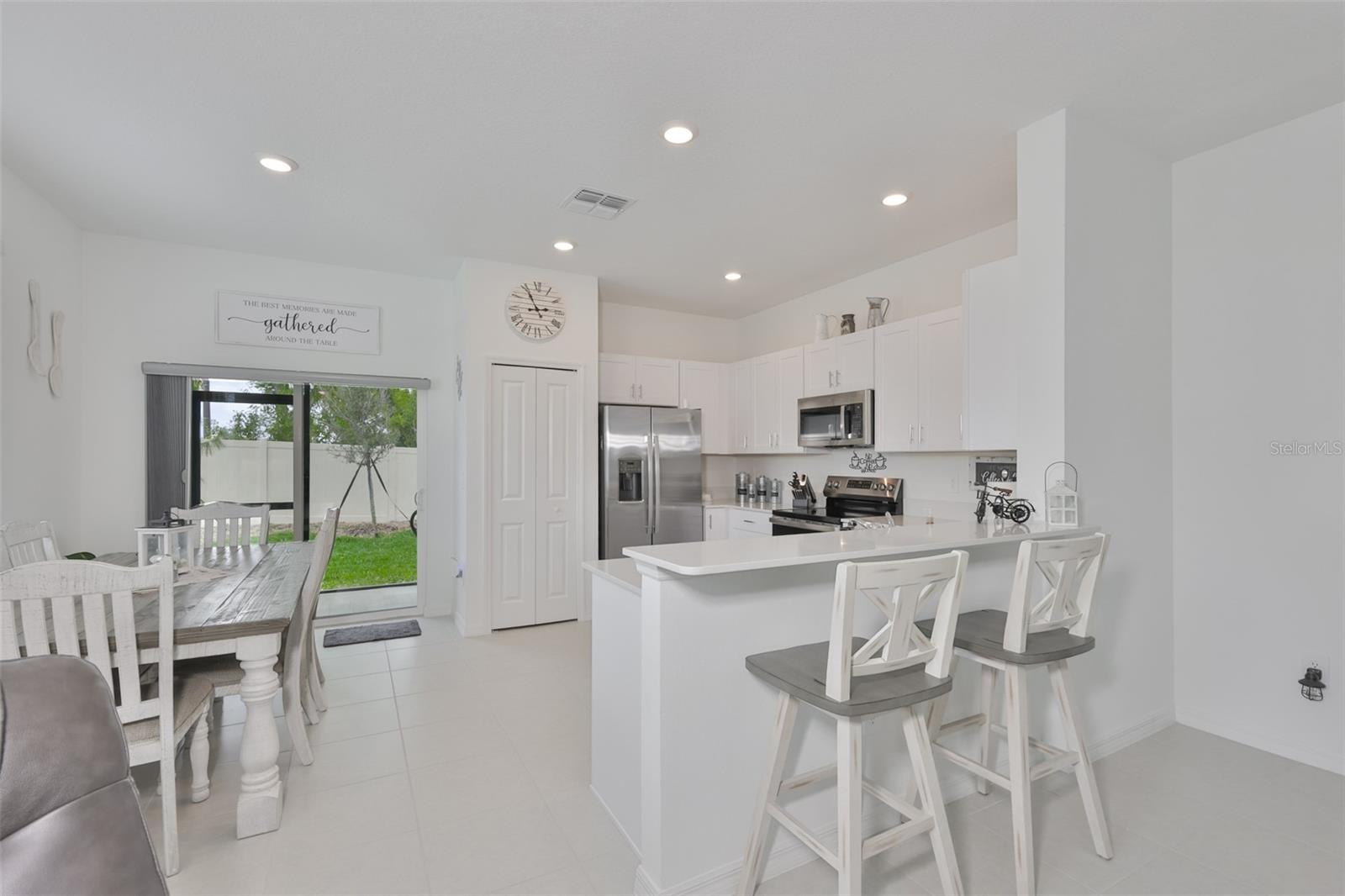 2661 Sunray Venus Way Property Photo 5