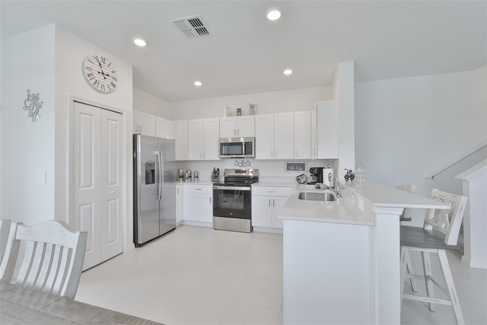 2661 Sunray Venus Way Property Photo 7