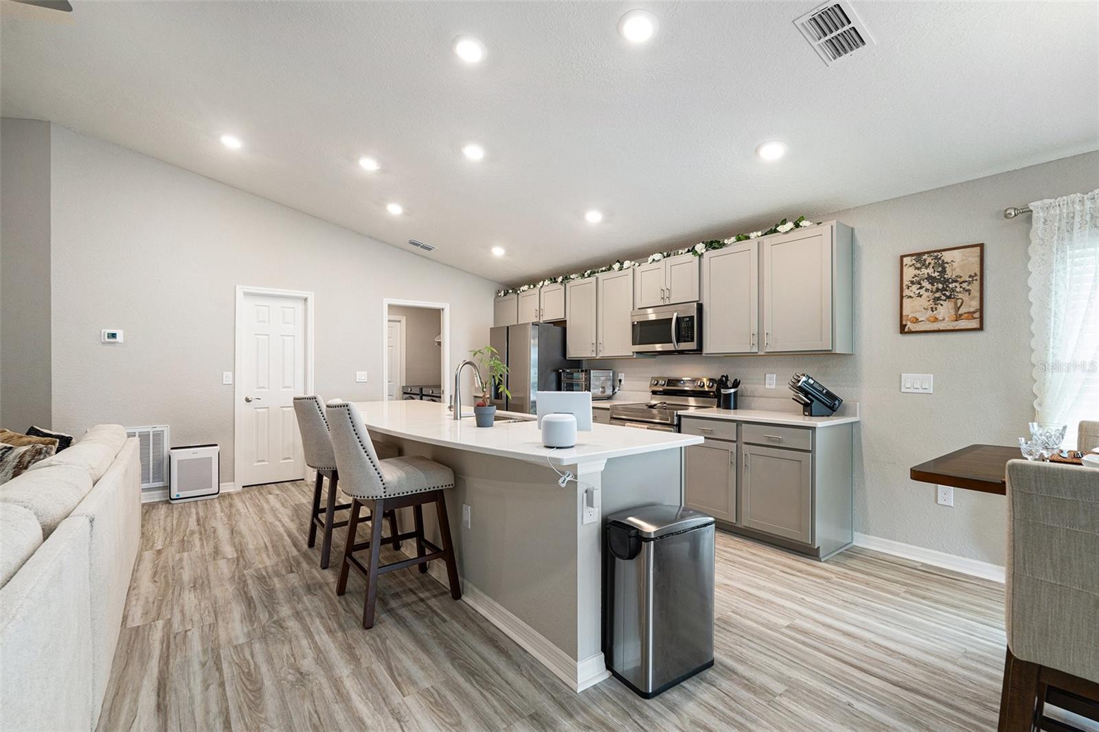 6436 Pebblebrooke Way Property Photo 13
