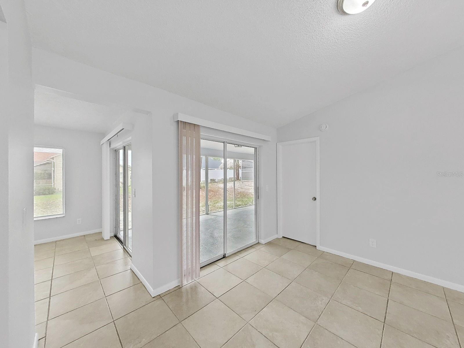 10452 Fordham St Property Photo 13