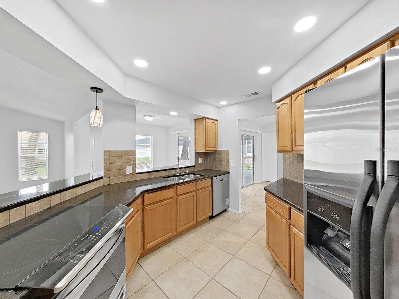 10452 Fordham St Property Photo 24