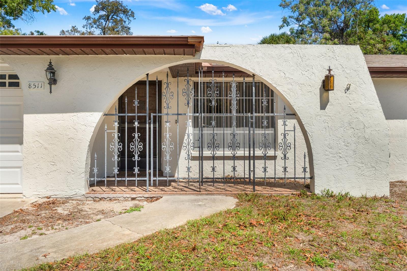 8511 Long Boat Ln Property Photo 3