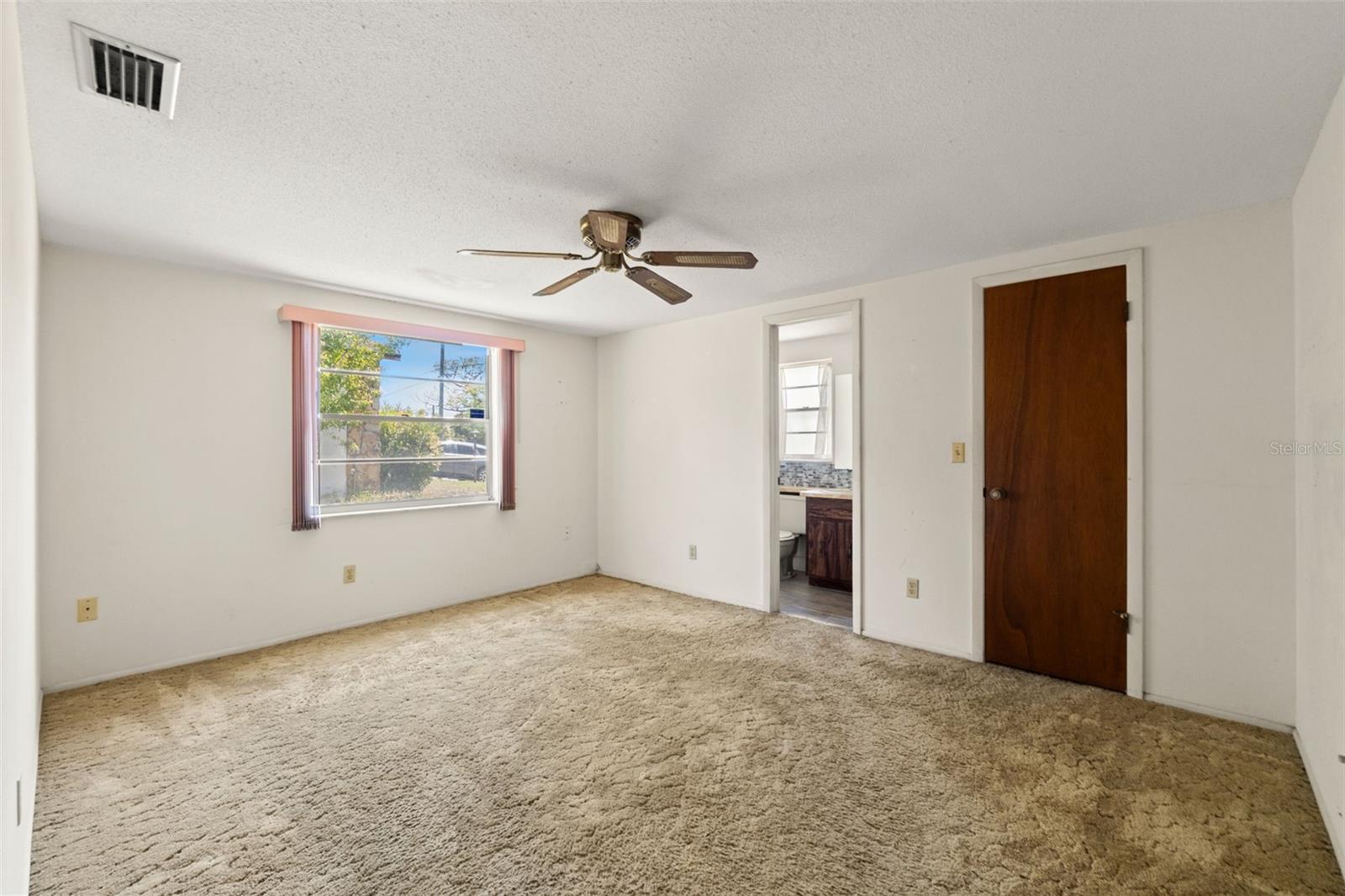 8511 Long Boat Ln Property Photo 26