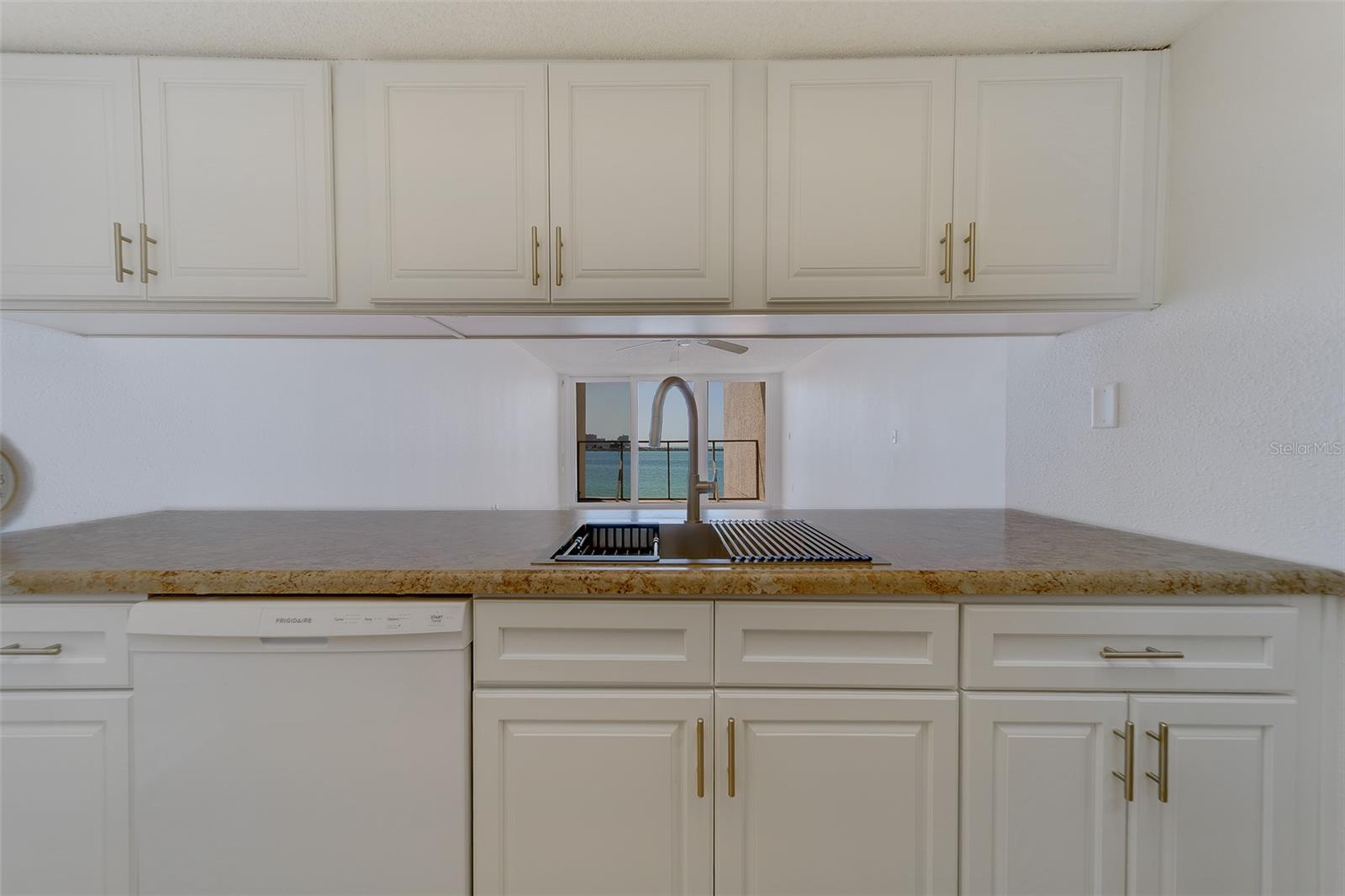 450 S Gulfview Blvd #208 Property Photo 22