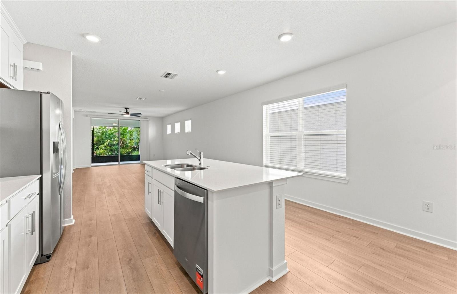 6287 Broad Field Ave Property Photo 5