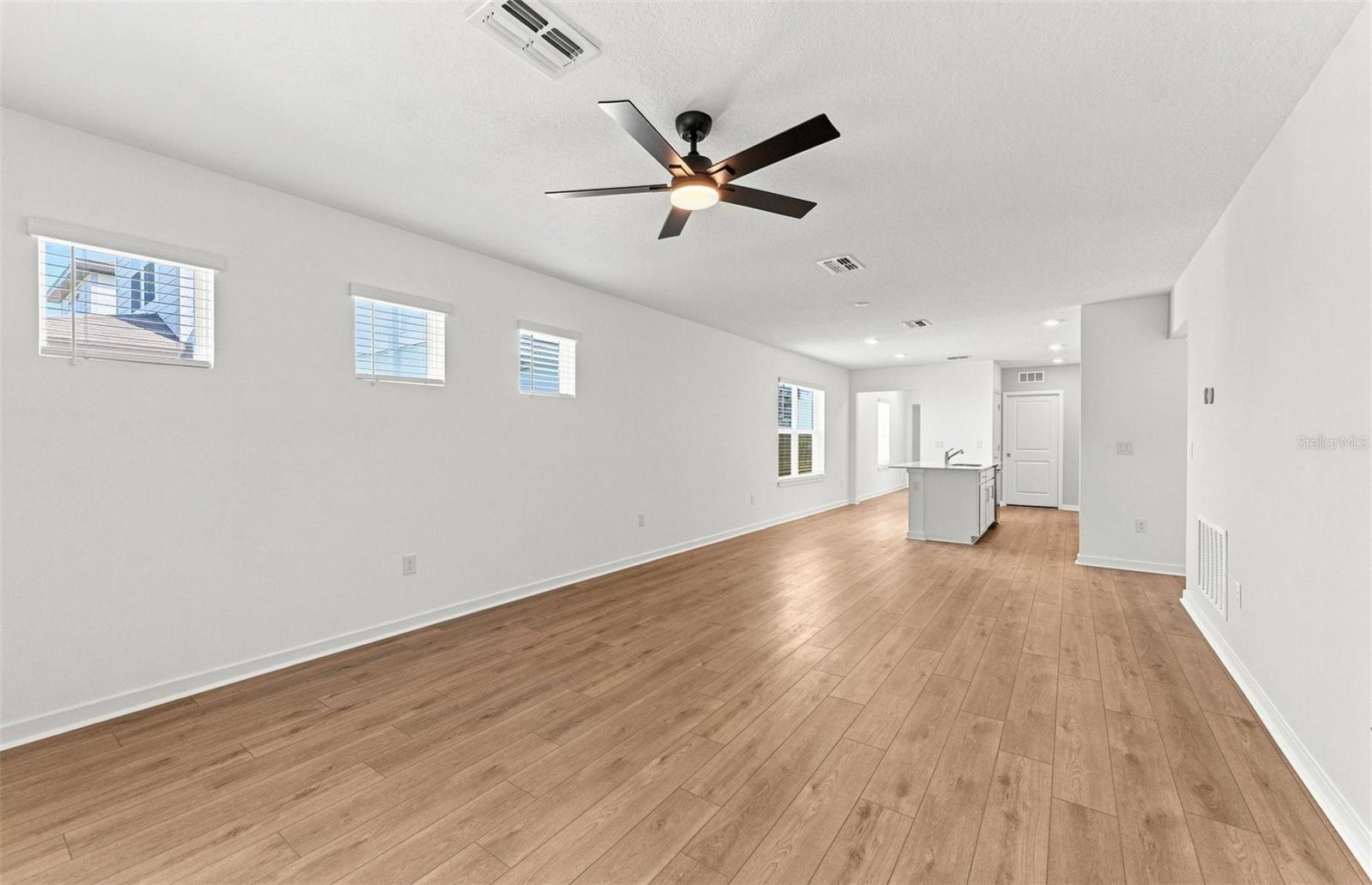 6287 Broad Field Ave Property Photo 7