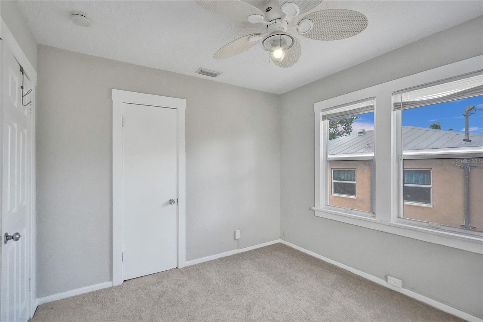 924 Mcintosh St Property Photo 24