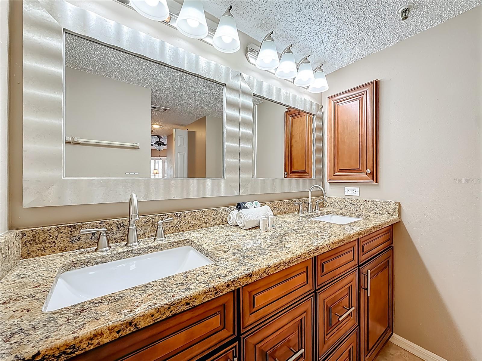 18400 Gulf Blvd #1312 Property Photo 30