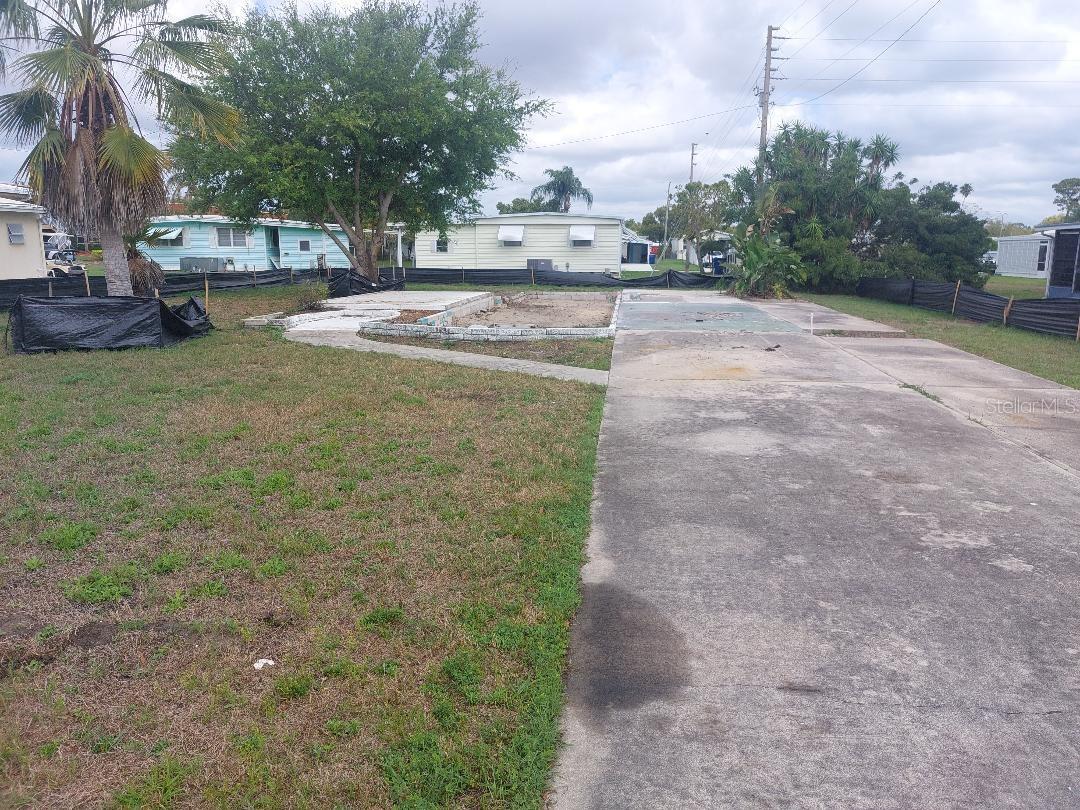 105 Lake Tarpon Dr #26 Property Photo 1