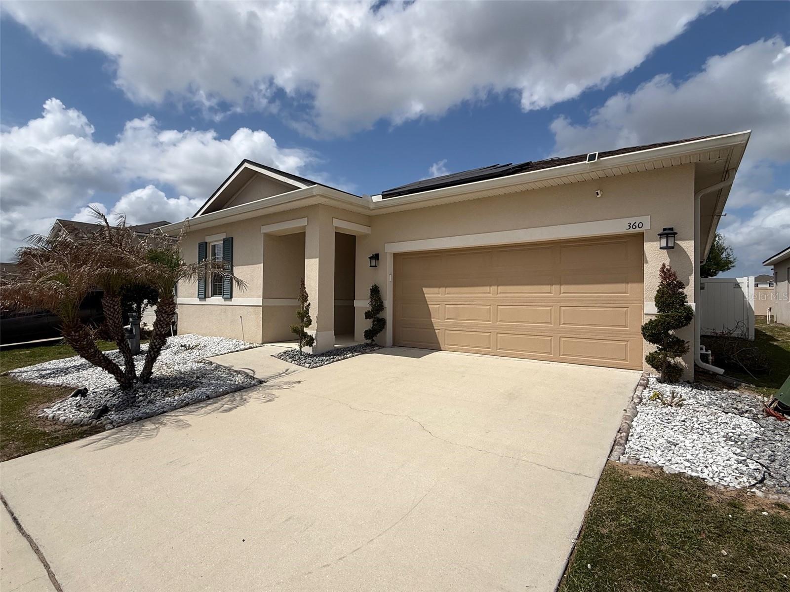 360 Buchannan Dr Property Photo 2