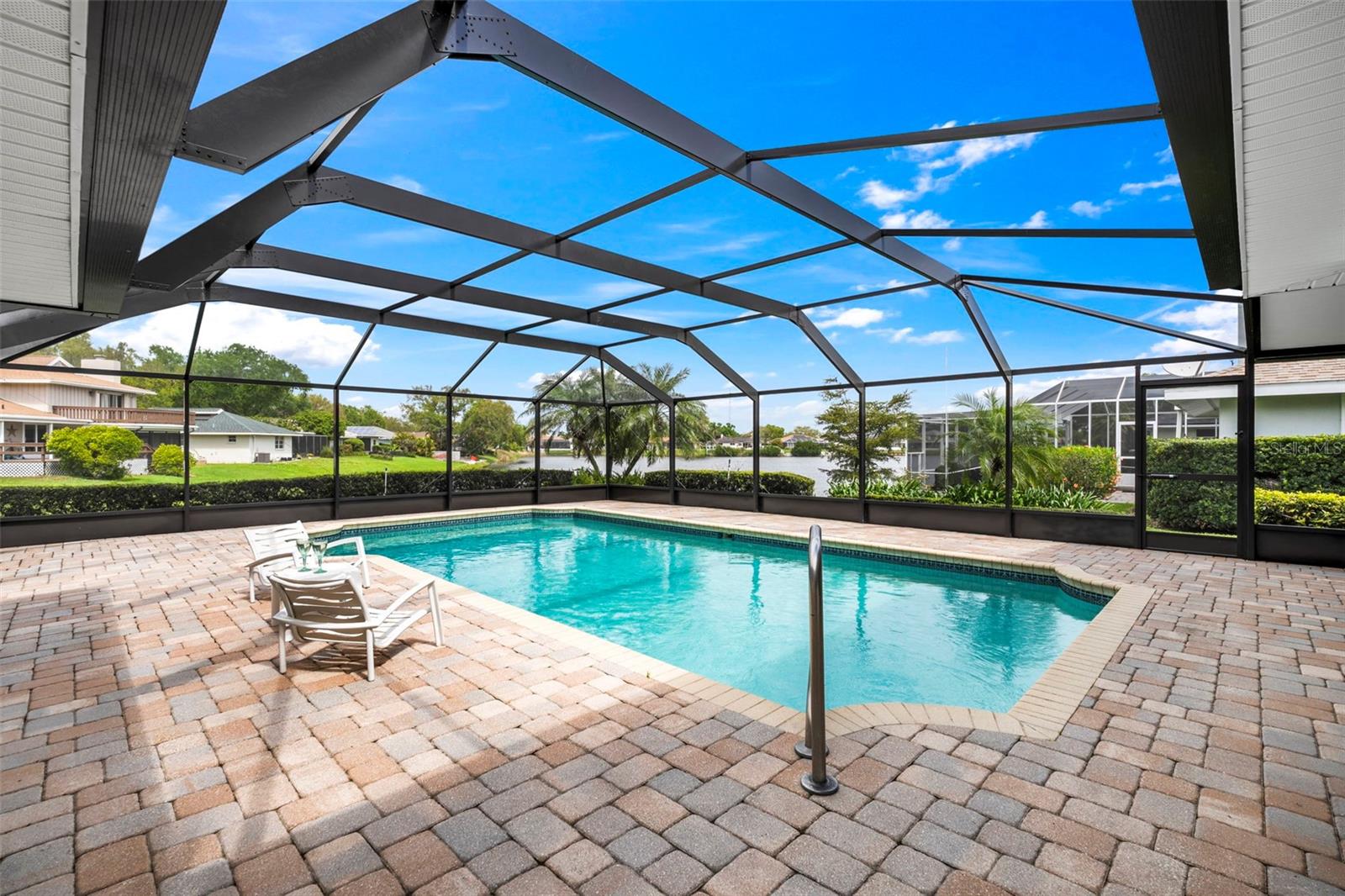 511 Riviera Bay Dr Ne Property Photo