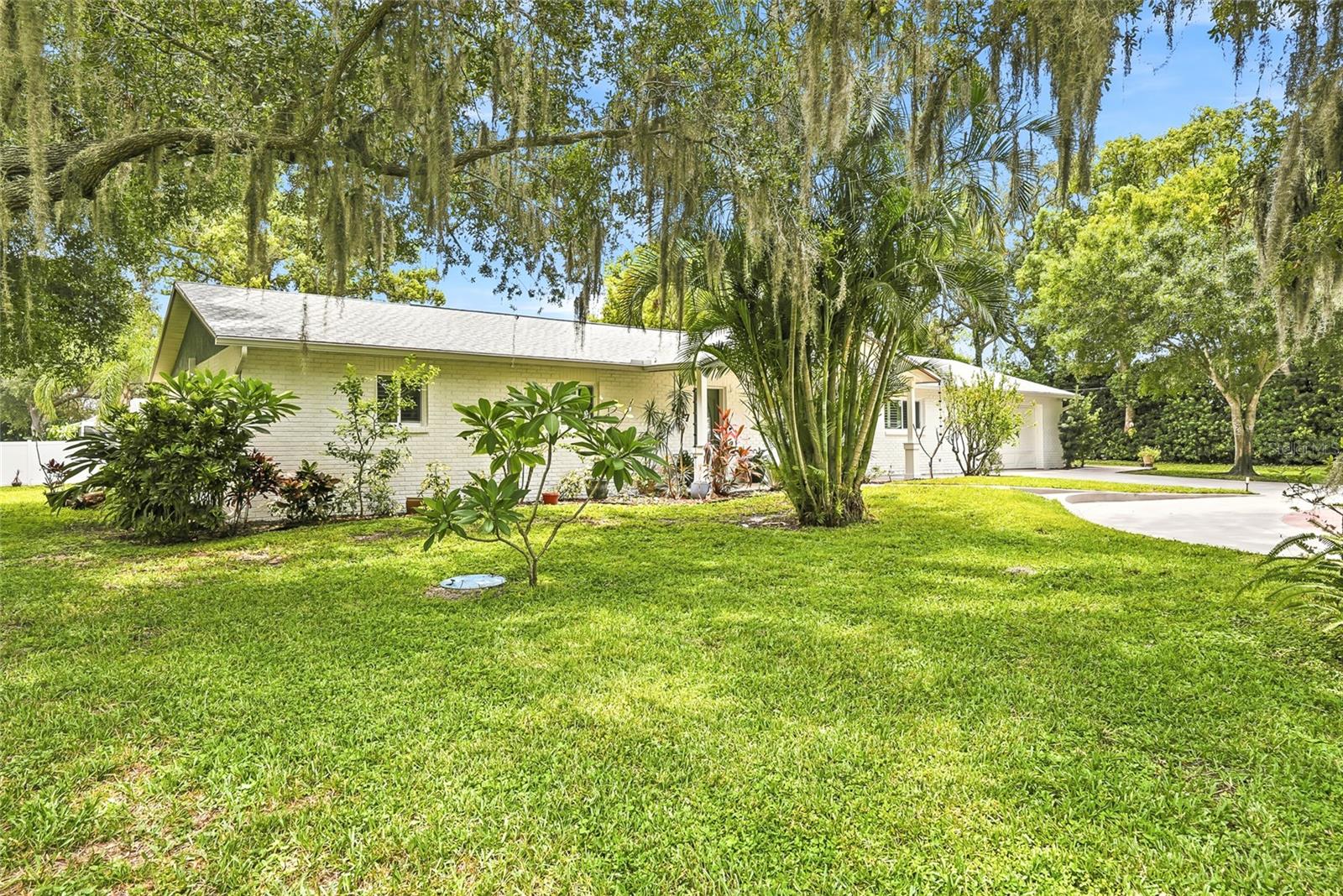 2817 Fleeman Rd Property Photo 3