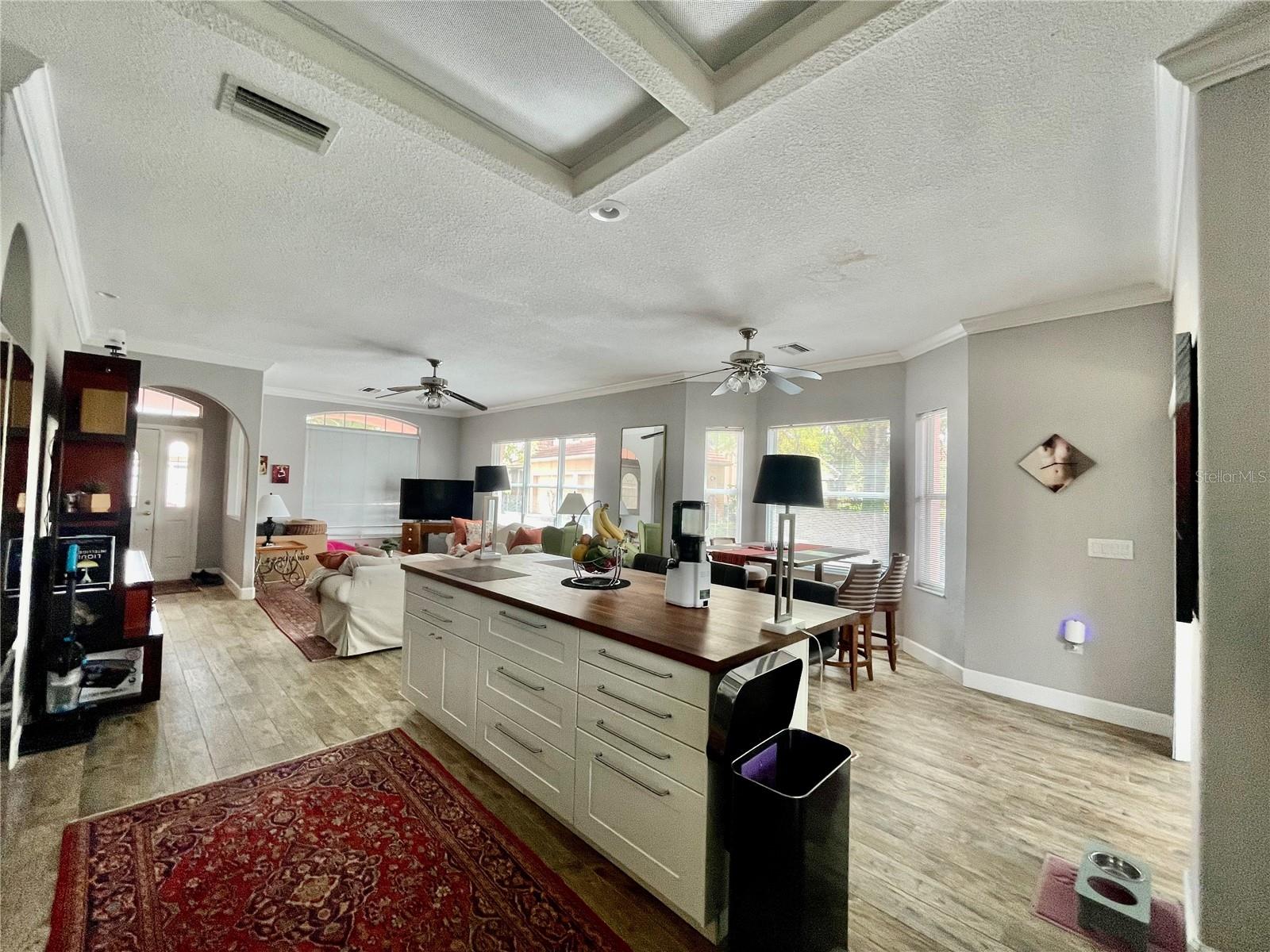21007 Los Cabos Ct Property Photo 6