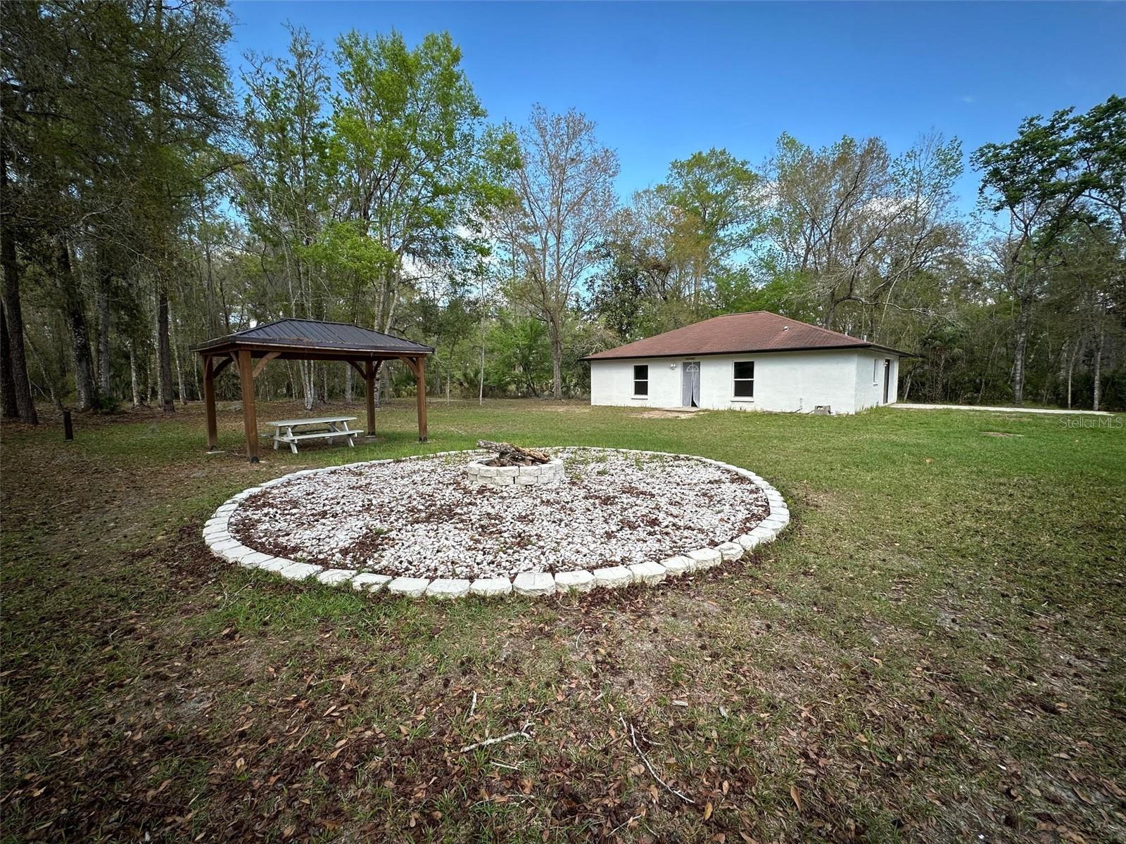 20403 Gamble Dr Property Photo 37