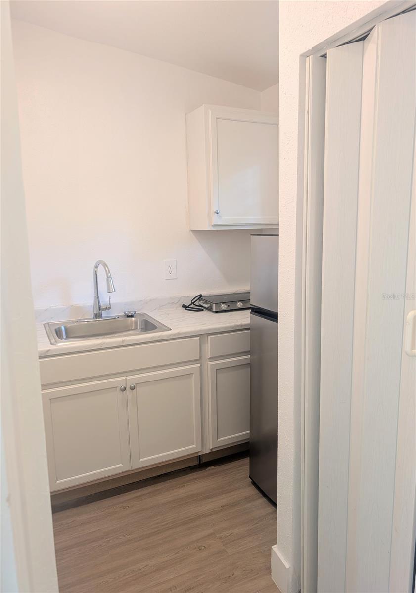 3006 E Anderson St Property Photo 18