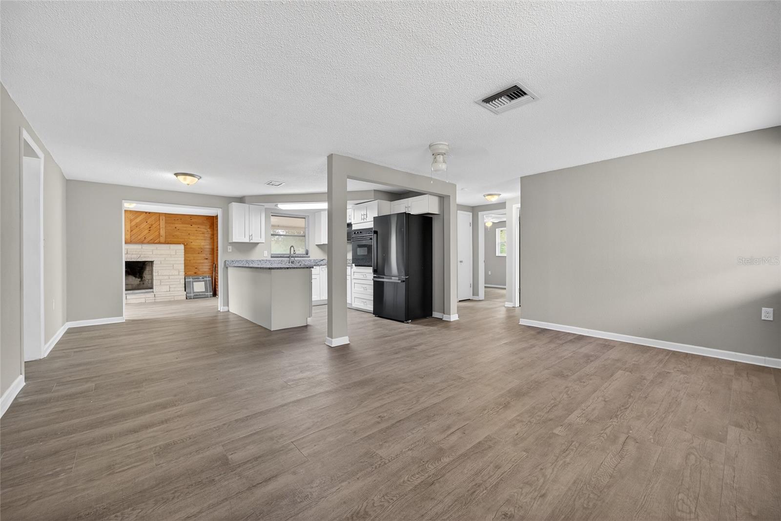 1012 Prescott Ln Property Photo 10