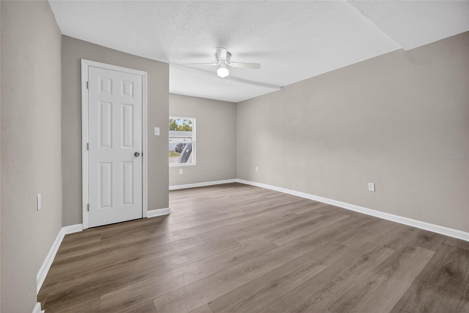 1012 Prescott Ln Property Photo 28