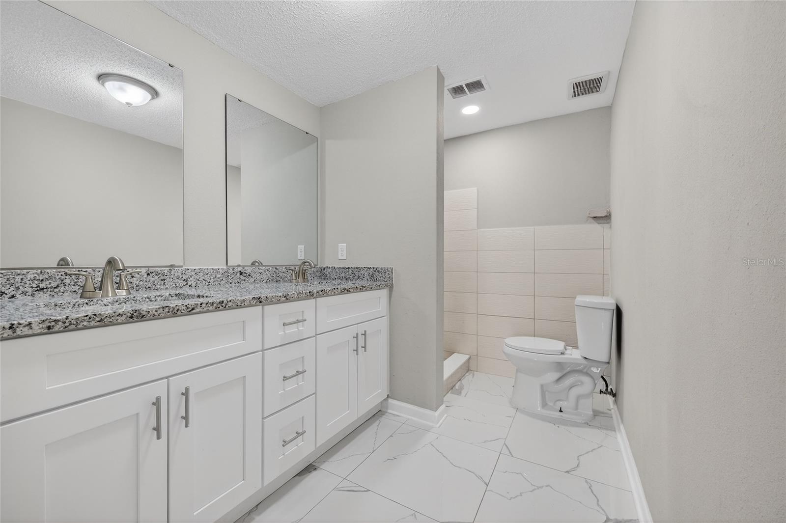 1012 Prescott Ln Property Photo 31