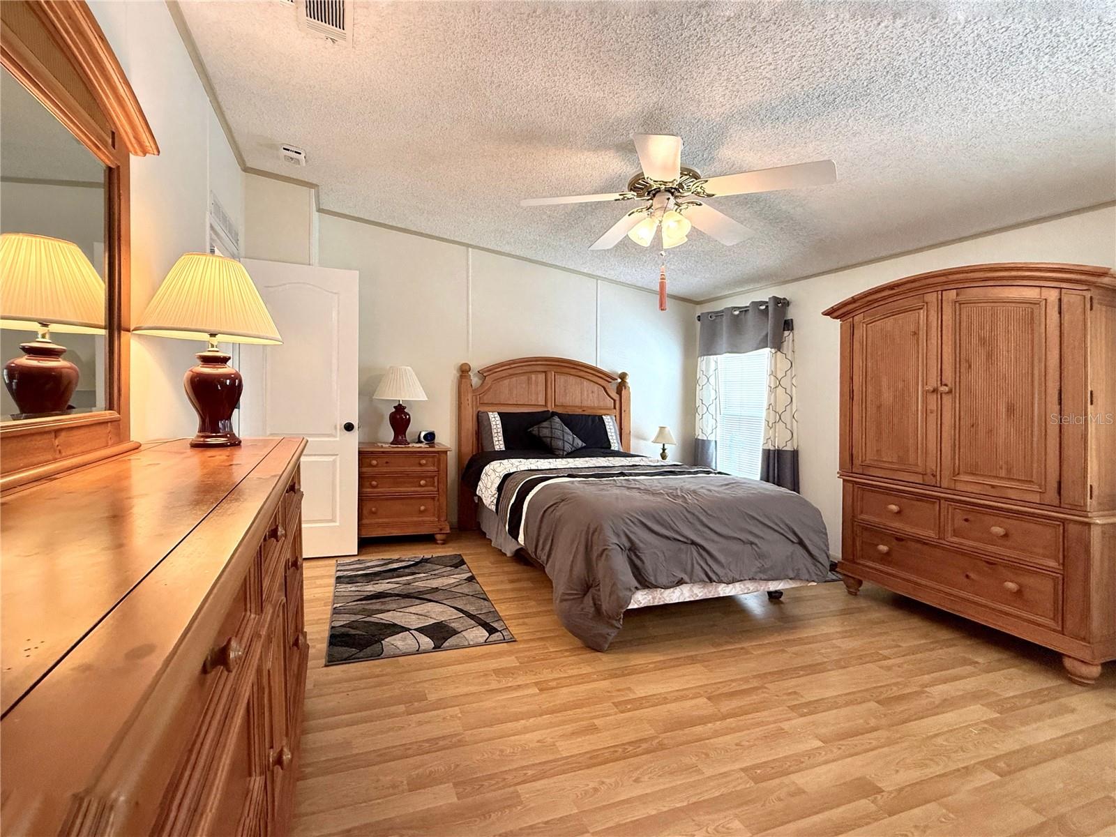 101 Saint George Ct Property Photo 12