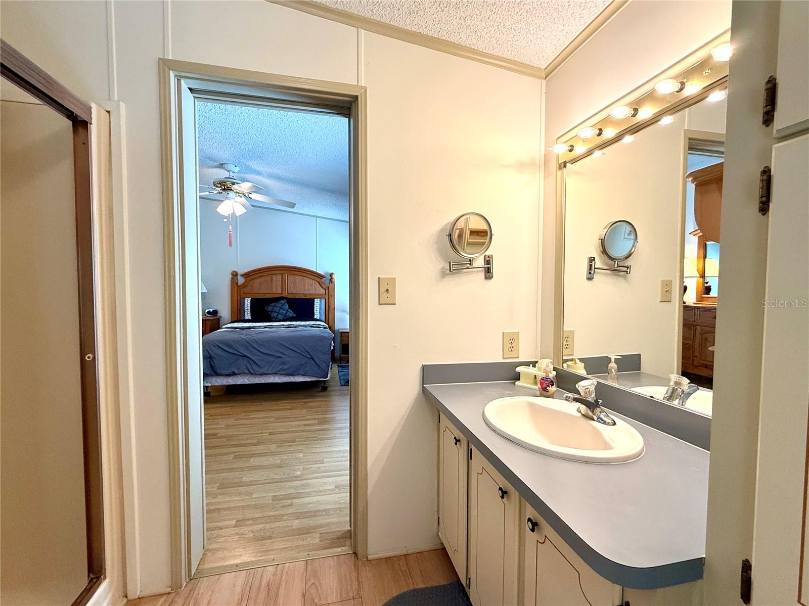 101 Saint George Ct Property Photo 15