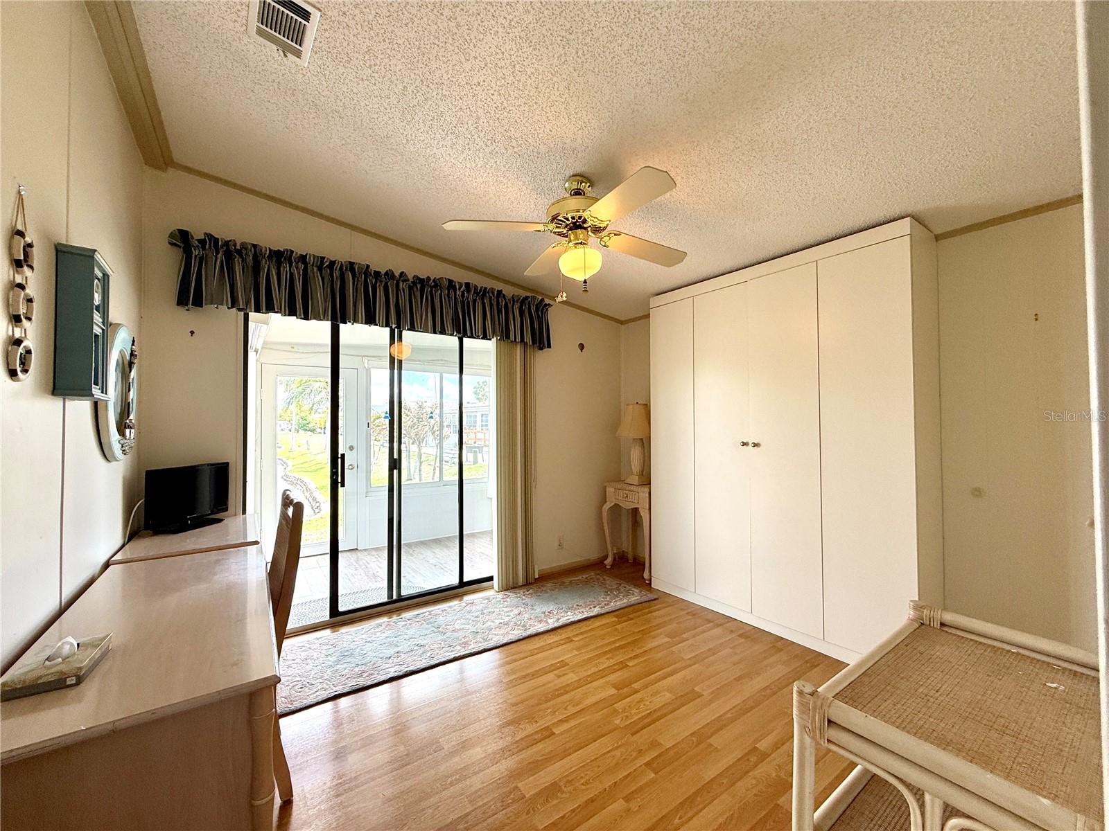 101 Saint George Ct Property Photo 17
