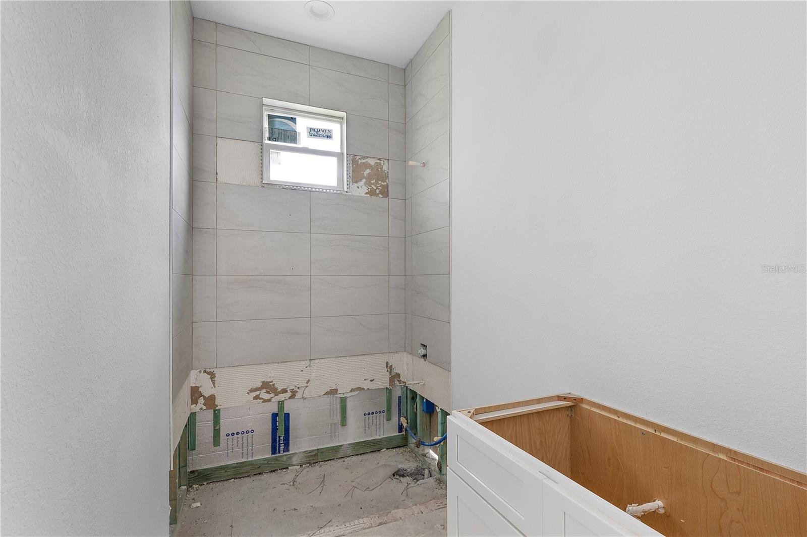 9555 Hallendale Dr Property Photo 26