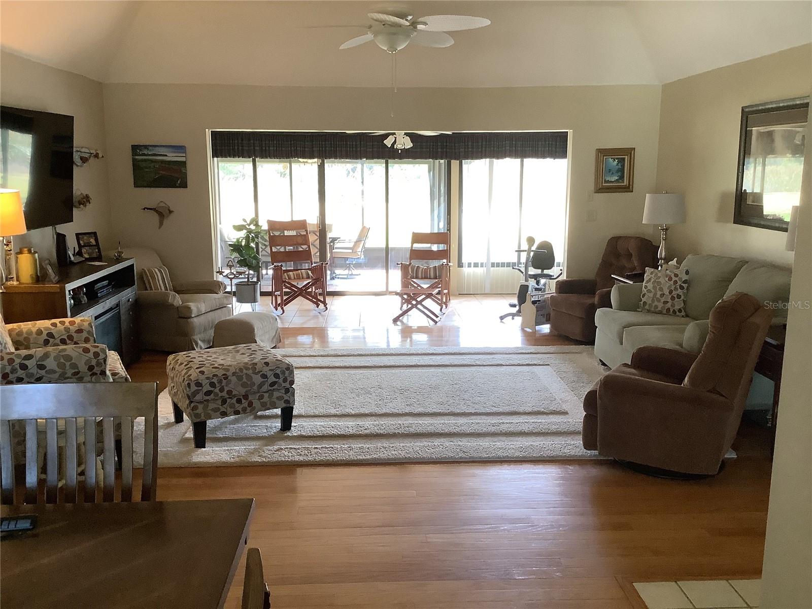 34433 Cedarfield Dr Property Photo 4