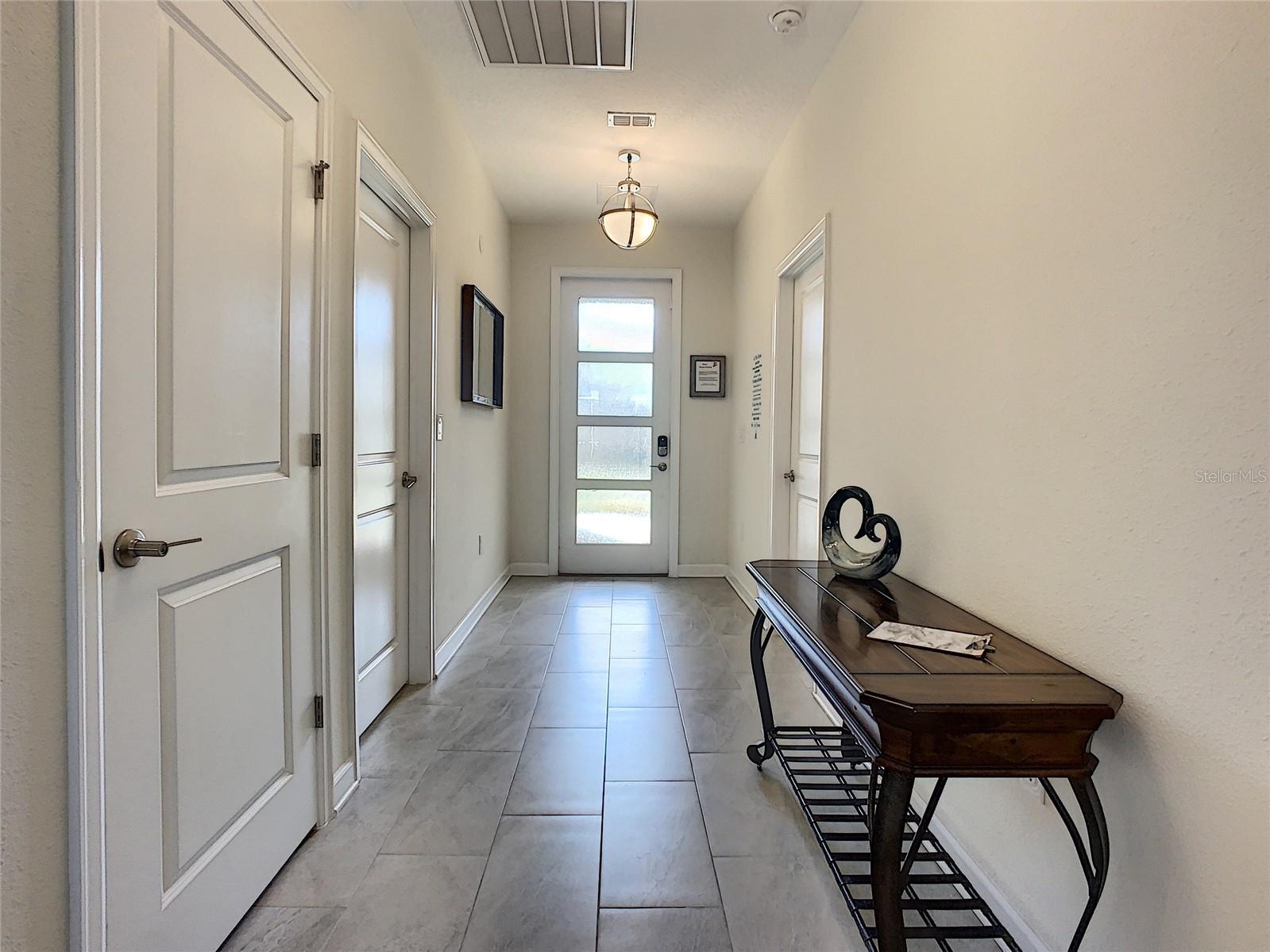 8841 Cruden Bay Ct Property Photo 4