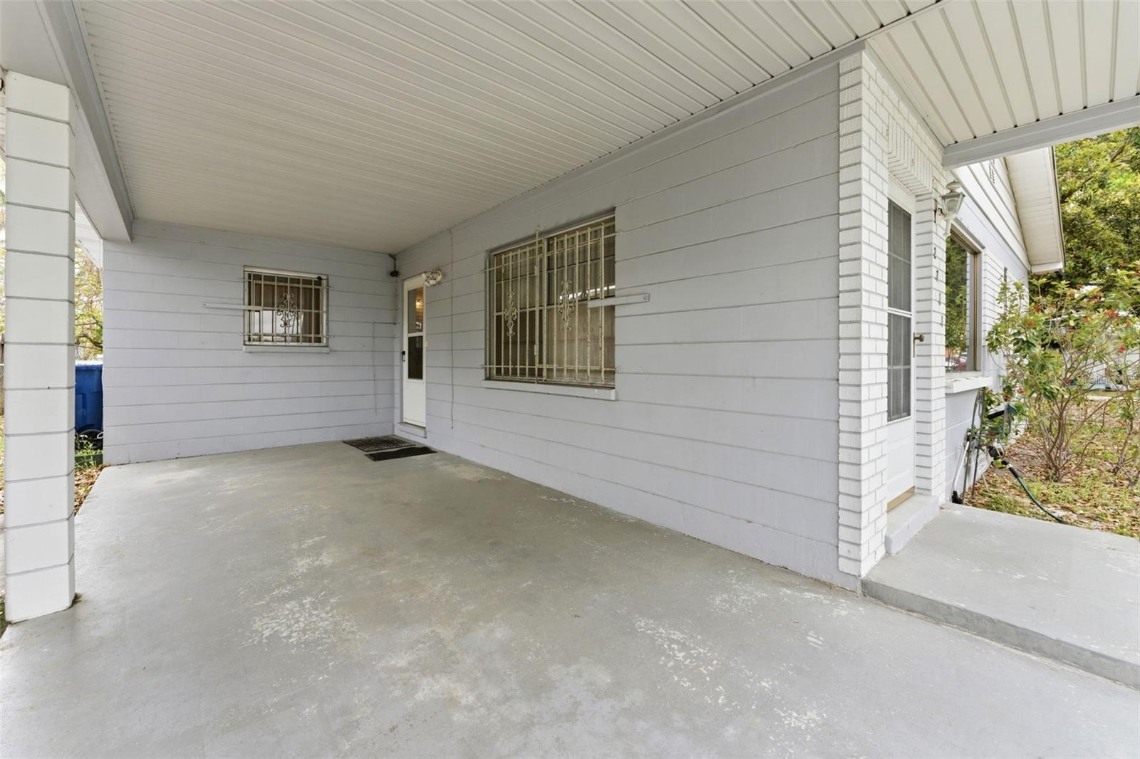 2711 W Heiter St Property Photo 18