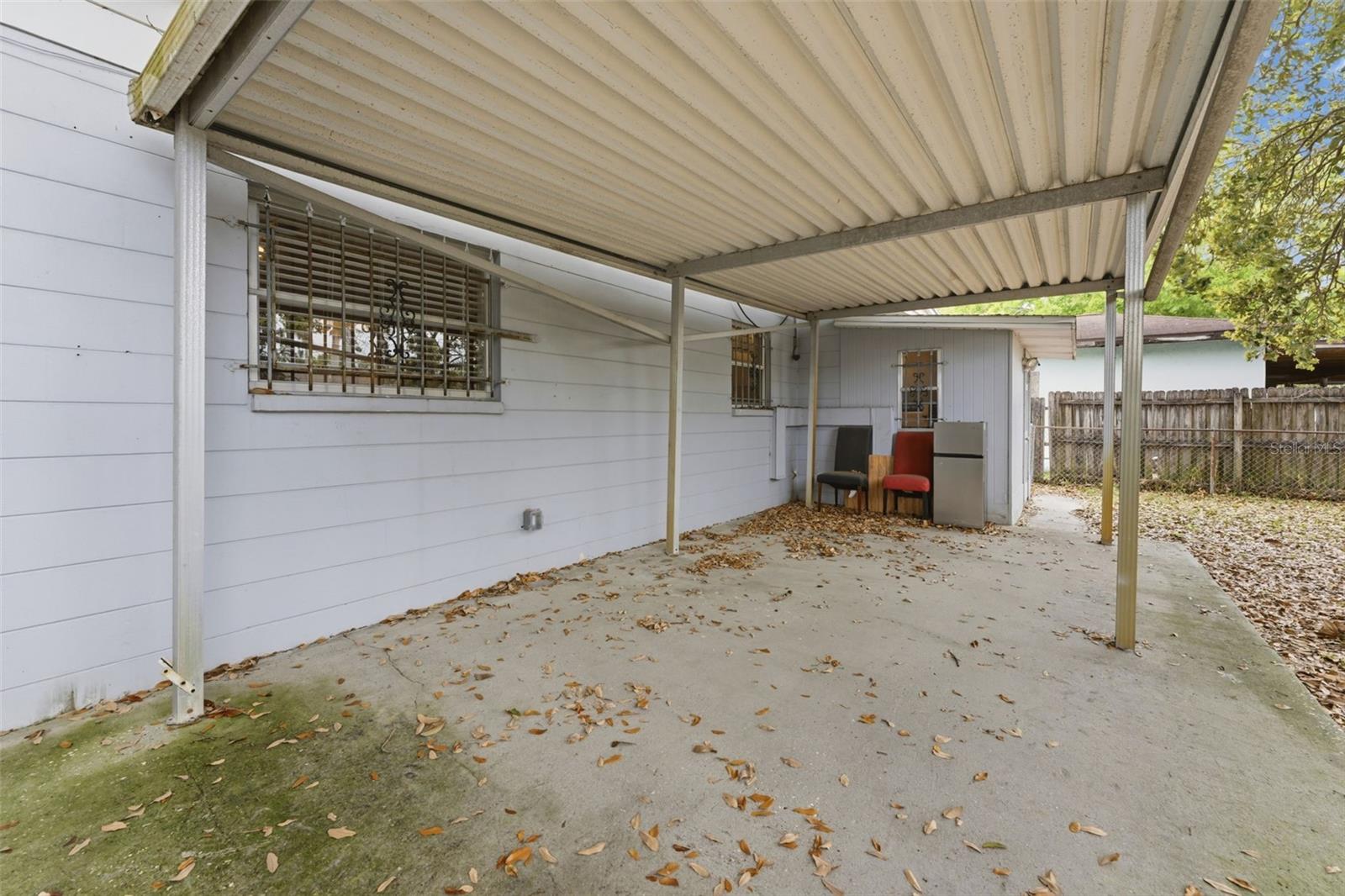 2711 W Heiter St Property Photo 28
