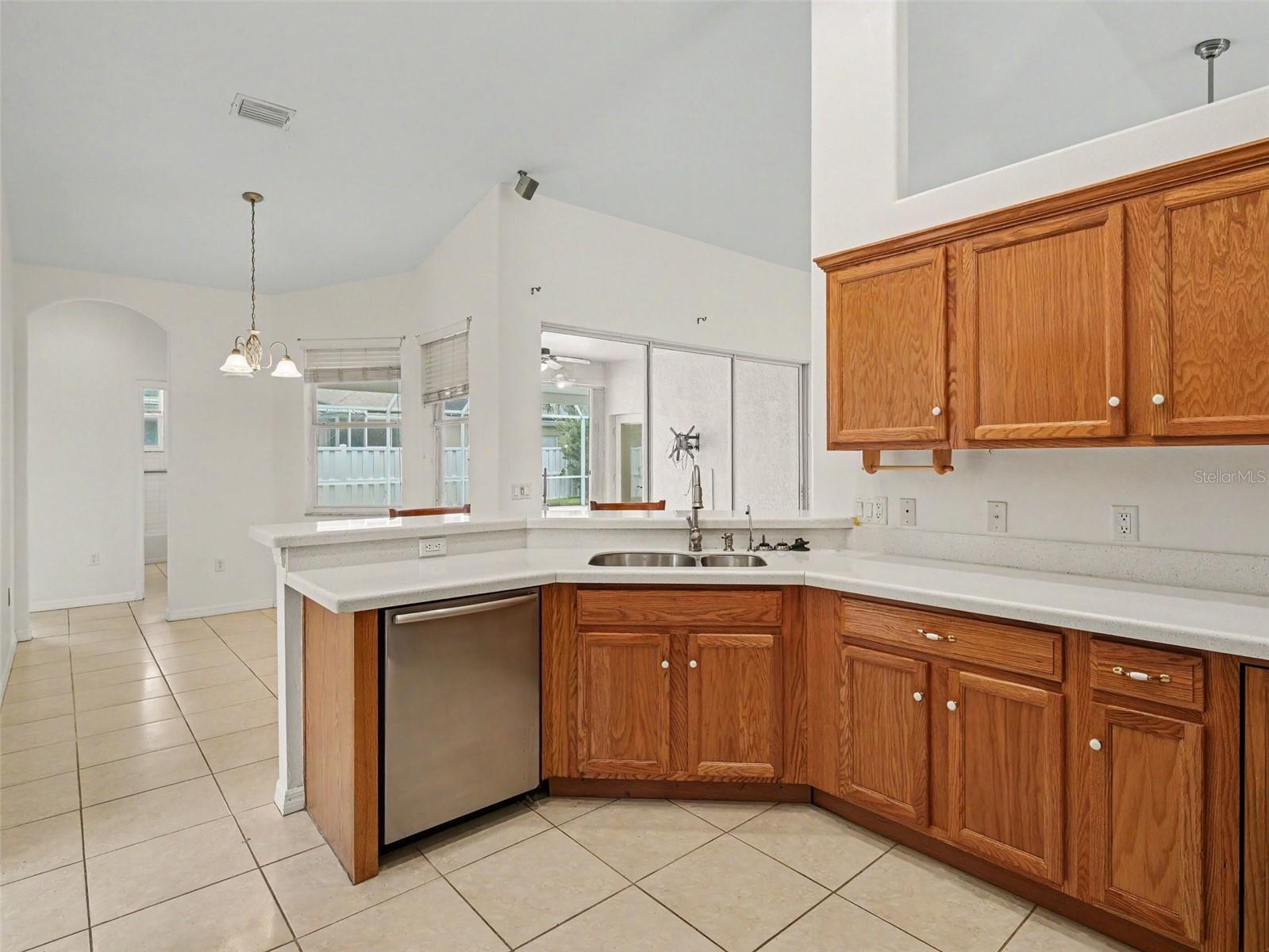 535 Planters Manor Way Property Photo 15