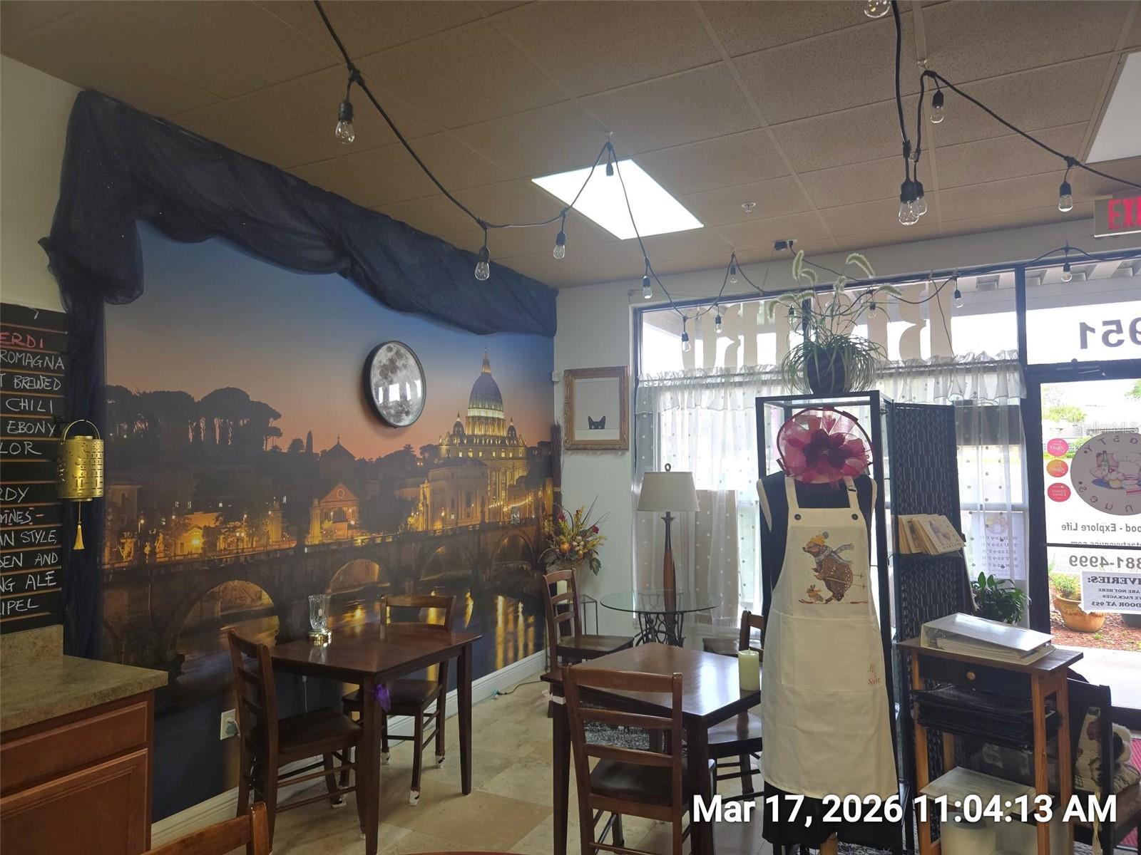 TB8487108 Property Photo 1