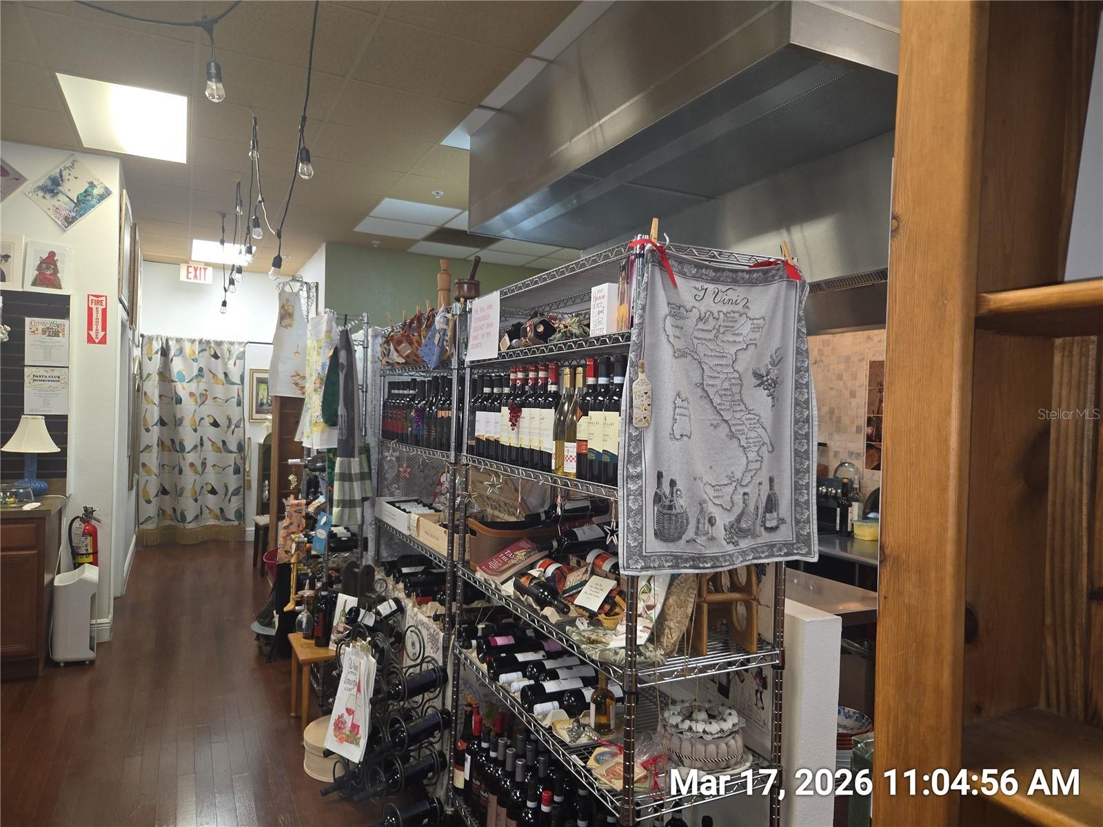 TB8487108 Property Photo 6