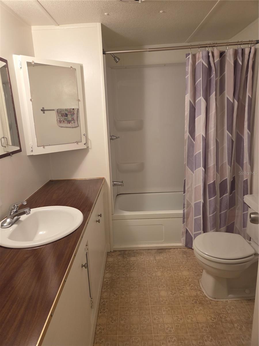12503 Avery Rd Property Photo 5