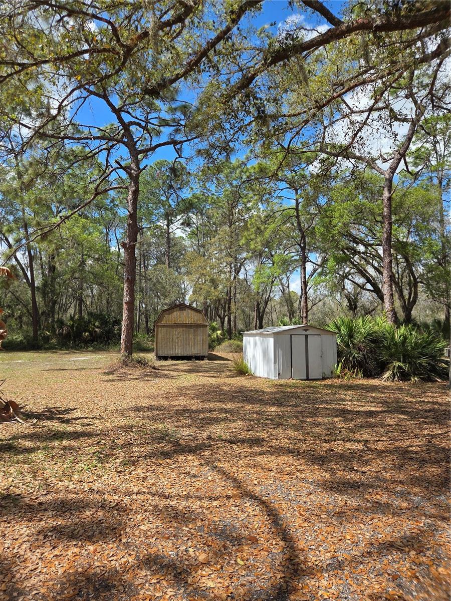 12503 Avery Rd Property Photo 9